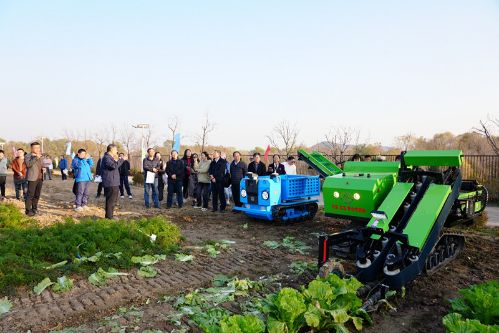 06a35793-bfe3-400c-8d17-255cc015411c 06a35793-bfe3-400c-8d17-255cc015411c